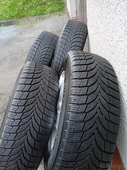 Alu kola + zimní pneu 5x114,3 215/65 R16 - 4
