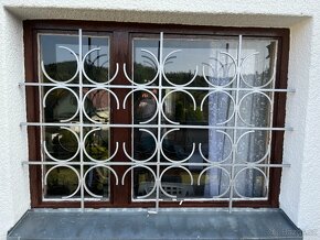 mříže do oken 4x,  dveří 2x a vrata  1x, MASIV - 4