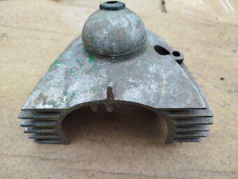 Jawa pérák fj půlbuben kývačka kryt karburátoru originál - 4