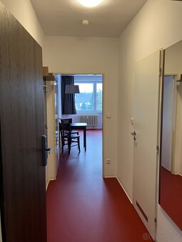 Byt 1+kk, Hronov, 25 m2 - 4