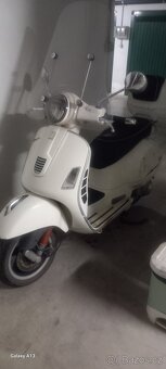 Vespa GTS 300 Super 2010 - 4