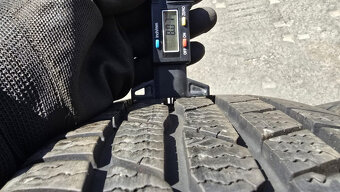 Zimní pneu 205/60/16 Continental - 4