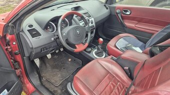 Prodám Renault Mégane 1.9 dCi 92kW - Nepojízdné - 4