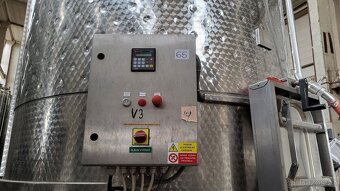 Vinifikátor objemu 11.400 L s vyhrnovaním - 4