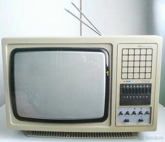 PREDÁM VZÁCNY TV TESLA MÁNES COLOR 2 KUSY - 4