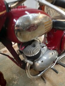 Jawa 350 - 4