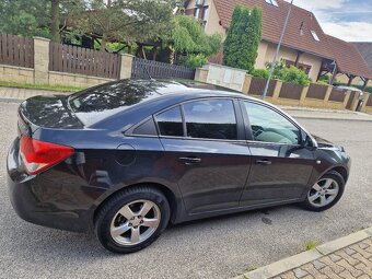 Chevrolet Cruze 1.6 benzin - původ ČR - 4