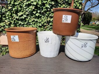 Plastová popelnice v 85 cm 50 x 50  kryt na zahradní nábytek - 4