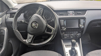 Škoda Octavia Combi 2.0 TDI 135 kW 4x4 DSG, r. 2016, výbava - 4