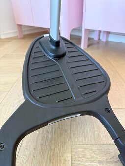 Bugaboo stupátko/sedátko ke kočárku - 4