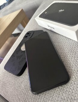 iPhone 11 64GB - 4