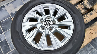 17 originál VW TRANSPORTER T7 letní ☀️ 235/55 R17 - 4