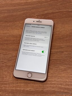 iPhone 8 plus 64GB GOLD - 4