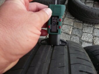 ALU KOLA + LETNÍ PNEU MERCEDES 205/55R16 - 4