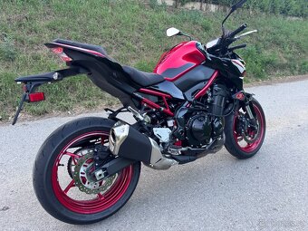 Kawasaki Z900 (2024) – Perfektní stav, možnost odpočtu DPH - 4