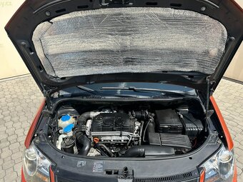 VW TOURAN CROSS 1,9TDi 77kw rok 2007 - 4
