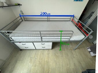 Postel 90x200x95cm kovová postel se zábradlím a matrací - 4