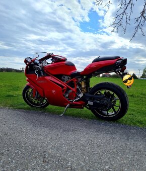 Zvažuji prodej Ducati 749 - 4