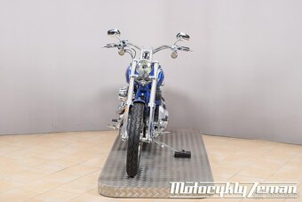 Harley-Davidson FXCWC Softail Rocker C 2010 - 4