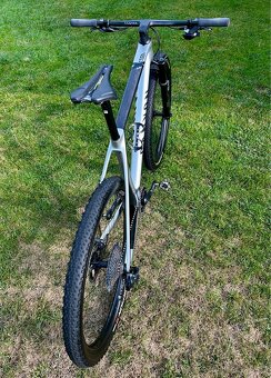 🚀 Canyon Exceed CF 7 – závodní XC raketa - 4