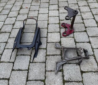 CZ 125 175 250 kyvacka - dily - 4