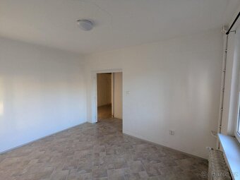 Pronájem bytu 2+1, M. Švabinského 616, Bílina - 4