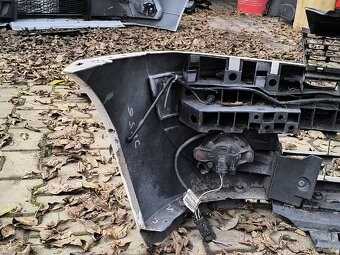 Renault thalia přední nárazník - 4