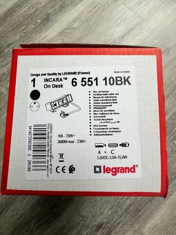 LEGRAND INCARA On Desk stolní zásuvkový modul s nabíječkou - 4