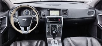 VOLVO -S60 -T6 -AWD - 4