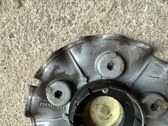 Středové krytky MOMO - 4