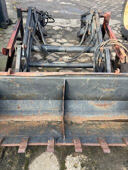 Čelní nakladač Zetor 9540 - 4