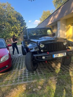 Jeep Wrangler - 4