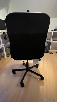 Černá kancelářská židle - 4