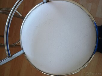 Barový stůl + 2 židle - 4