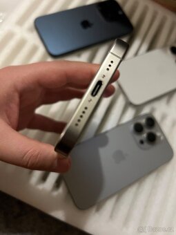 iPhone 15 PRO 128Gb v hezkém stavu, white - 4