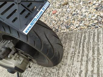 Yamaha T-max 500-2004 - 4
