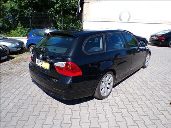 BMW 2,0 320D - 4
