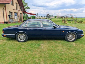 Jaguar Daimler Double Six - XJ12 - 4