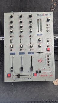 Mixážní pult Xone 32 - 4