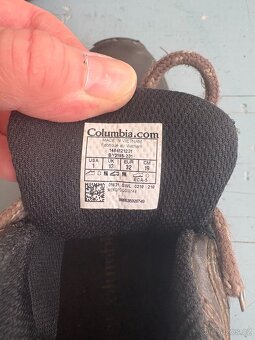 Columbia č.32 - 4