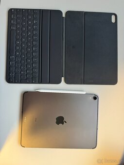 iPad Pro 11" 256GB Wi-Fi + Cellular 2018 Vesmírně šedá - 4