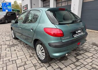 Peugeot 206 1.4 benzín manuál 55 kw - 4