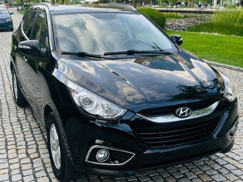 Hyundai ix35 2.0i BENZIN AUTOMAT VYHŘEV SERVISKA - 4