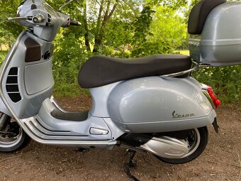 Vespa GTS 300 HPE - 4