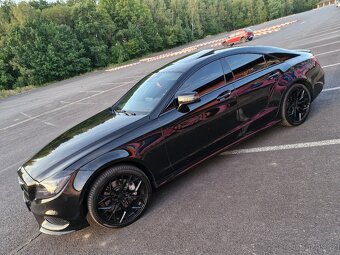 Mercedes-Benz CLS - 4