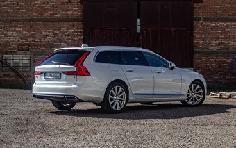 Volvo V90 D5 2.0L Inscription AWD A/T - 4