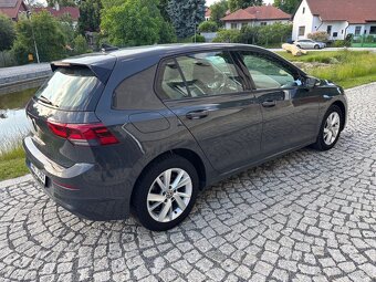 VW Golf 8 combi havarovaný / Odpočet DPH - 4