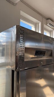 Nerezová chladnička Tefcold RK505 - 4