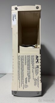 Prodám APC Back-UPS CS 500 - 4