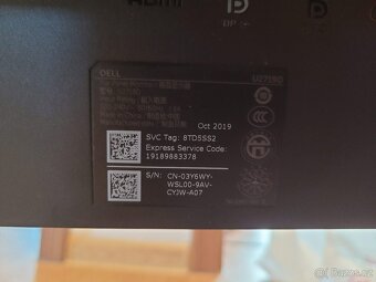 27" Dell U2719D UltraSharp - 4